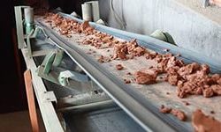 Виготовлення глиняної цегли в домашніх умовах