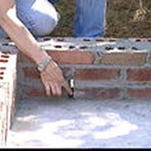 Як зробити мангал з цегли своїми руками