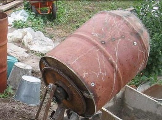 Як зробити саморобну бетономішалку своїми руками?