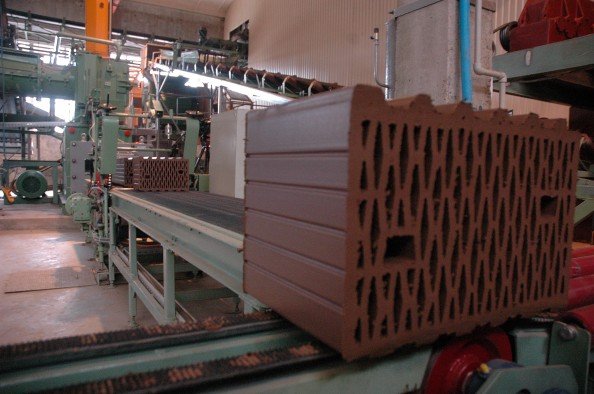 Керамічні блоки: плюси і мінуси Будівництво будинків і конструкцій з піноблоків Керамічні блоки: плюси і мінуси Будівництво будинків і конструкцій з піноблоків