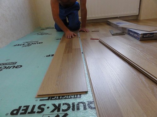 Технологія укладання ламінату на бетонну підлогу з підкладкою Технологія укладання ламінату на бетонну підлогу з підкладкою