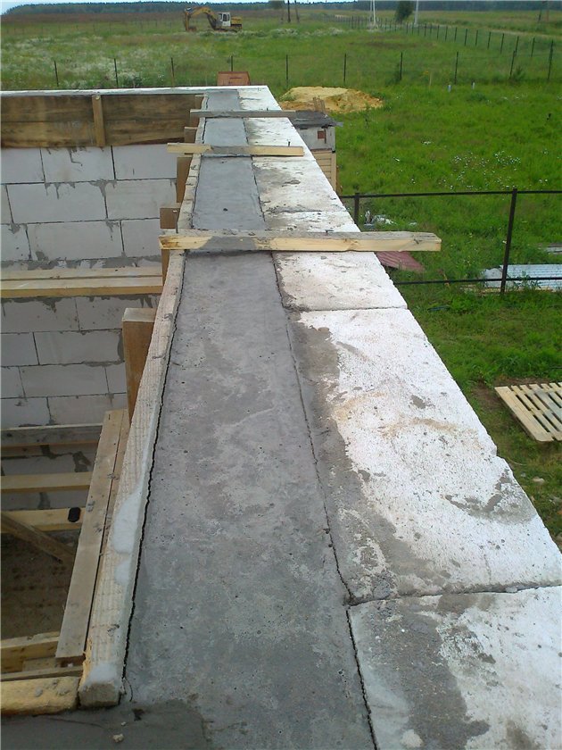 Армопояс на газобетоні   потрібен він і як зробити з цегли