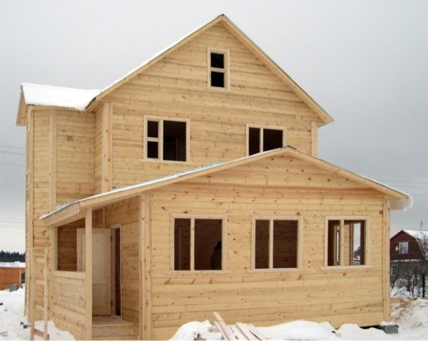 Як правильно розрахувати кількість бруса на будинок?