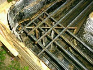 Пристрій монолітного залізобетонного ростверку фундаменту і його зведення Пристрій монолітного залізобетонного ростверку фундаменту і його зведення