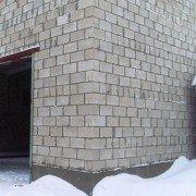 Кладка шлакоблоків: як правильно класти шлакоблок (відео) Кладка шлакоблоків: як правильно класти шлакоблок (відео)