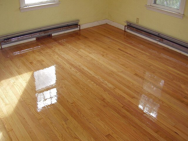 Як утеплити підлогу в деревяному будинку своїми руками