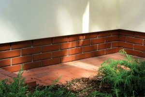 Цегла для цоколя: вибір, кладка своїми руками Цегла для цоколя: вибір, кладка своїми руками