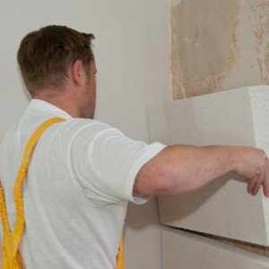 Як утеплити стіни цегляного будинку зсередини своїми руками