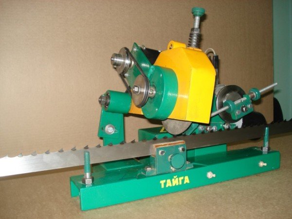 Інструкція по правильному заточування стрічкових пив по дереву