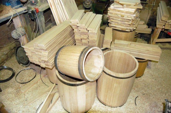 Виготовляємо деревяні бочки для лазні