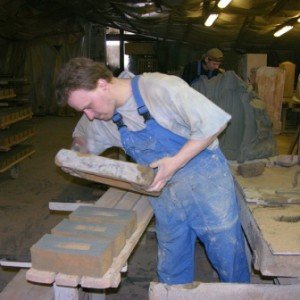 Саморобний цегла своїми руками в домашніх условияях