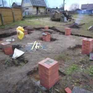 Цегляний фундамент своїми руками