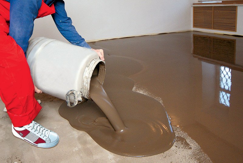 Як вирівняти бетонну підлогу в квартирі під ламінат відео, своїми руками Як вирівняти бетонну підлогу в квартирі під ламінат відео, своїми руками