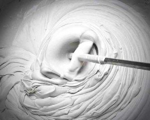 Як правильно штукатурити стіни по маяках: технологія, практичні поради