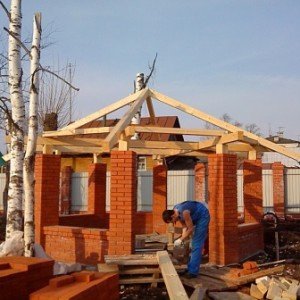 Фотографії альтанок з цегли: огляд, варіанти будівництва