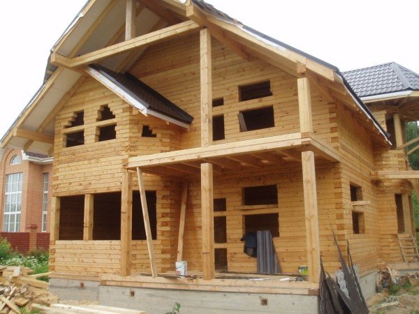 Чим відрізняється технологія будинки з бруса? Чим відрізняється технологія будинки з бруса?