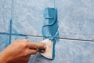 Затирка швів після укладання керамічної плитки   покрокова інструкція