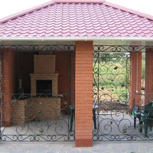 Як правильно і акуратно побудувати цегляну альтанку з мангалом з цегли