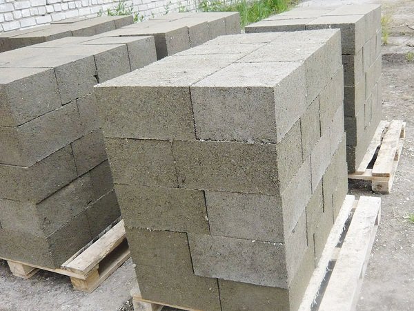 Технологія виробництва опілкобетона своїми руками Технологія виробництва опілкобетона своїми руками