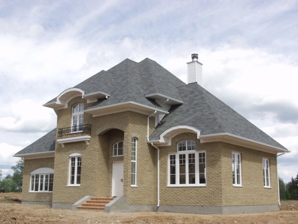 Який будинок краще і вигідніше: деревяний або цегляний, відгуки