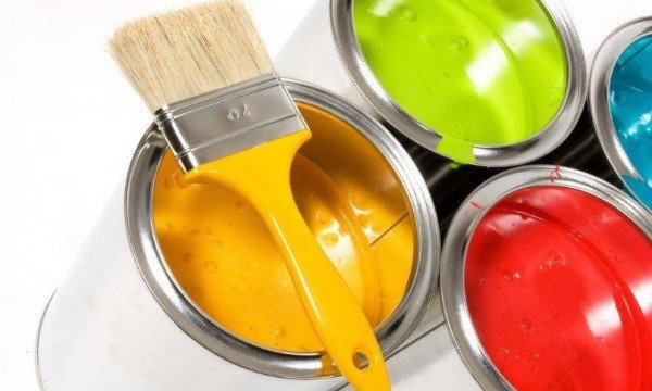 Особливості фарбування деревяного будинку