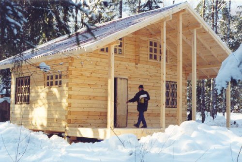 Грамотне будівництво будинку і лазні з бруса