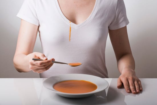 Як вивести жирну пляму на одязі, корисні поради Як вивести жирну пляму на одязі, корисні поради