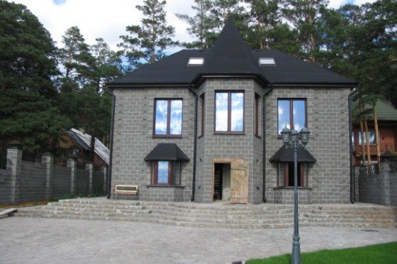 Переваги і недоліки будинків з шлакоблоку