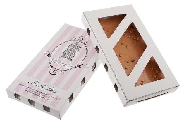 Пастки для молі: феромонні, липкі та інші види