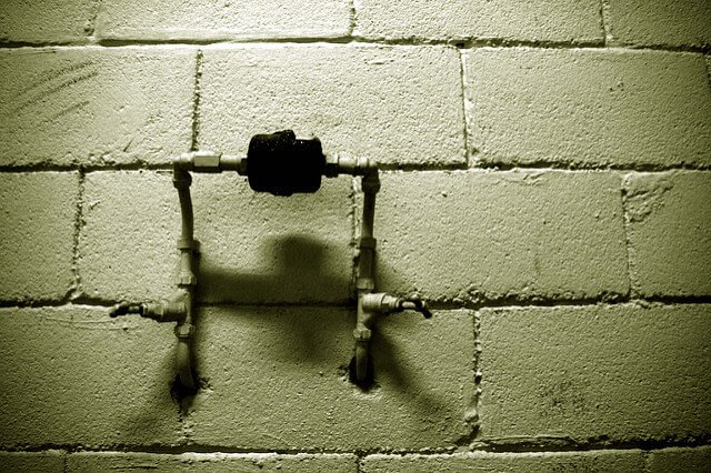 Як перевірити лічильники води на дому без зняття