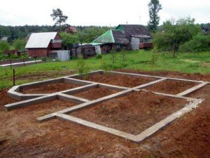 Що таке ростверк фундаменту, його будову та різновиди