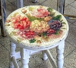 Декор стільця своїми руками: майстер клас по техніці декупаж, фото і відео