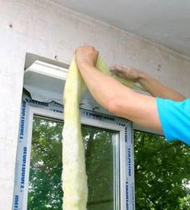 Як утеплити балконні двері своїми руками. Методи теплоізоляції пластикового блоку і деревяних дверей Як утеплити балконні двері своїми руками. Методи теплоізоляції пластикового блоку і деревяних дверей