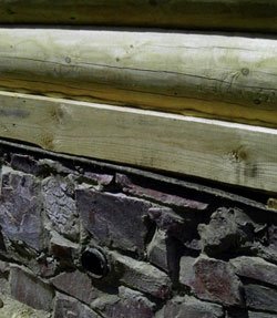 Утеплення підпідлоги в деревяному будинку – варіант комбінації звичних та інноваційних матеріалів