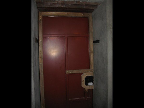 Як утеплити двері: утеплення деревяних, сталевих, металопластикових конструкцій Як утеплити двері: утеплення деревяних, сталевих, металопластикових конструкцій