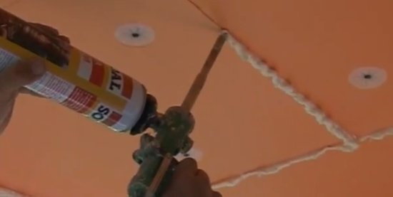 Утеплення гаража пінопластом. Теплоізоляція стін, стелі, воріт Утеплення гаража пінопластом. Теплоізоляція стін, стелі, воріт