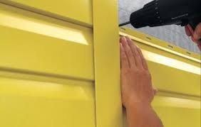 Чим утеплити будинок з піноблоків зовні. Підготовка і монтаж панелей пінопласту або полістиролу. Установка каркаса і теплоізоляції з мінеральної вати Чим утеплити будинок з піноблоків зовні. Підготовка і монтаж панелей пінопласту або полістиролу. Установка каркаса і теплоізоляції з мінеральної вати