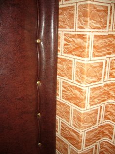 Вхідні деревяні утеплені двері – чим утеплювати