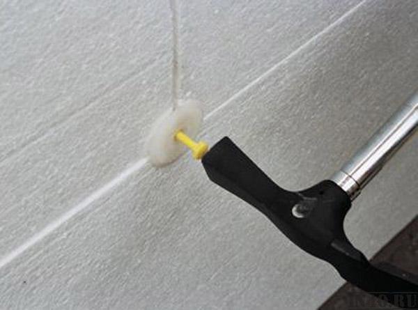 Утеплення гаража пінопластом. Теплоізоляція стін, стелі, воріт Утеплення гаража пінопластом. Теплоізоляція стін, стелі, воріт