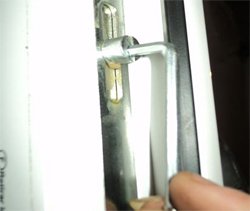 Як утеплити євровікна з деревяними, пластиковими рамами