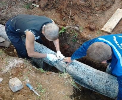 Теплоізольовані труби. Особливості Микрофлорекса, Упонора, Термоизола, пінополіуретану, рідких утеплювачів, мінеральної вати
