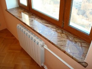 Чому потіють пластикові вікна: причини та способи їх усунення