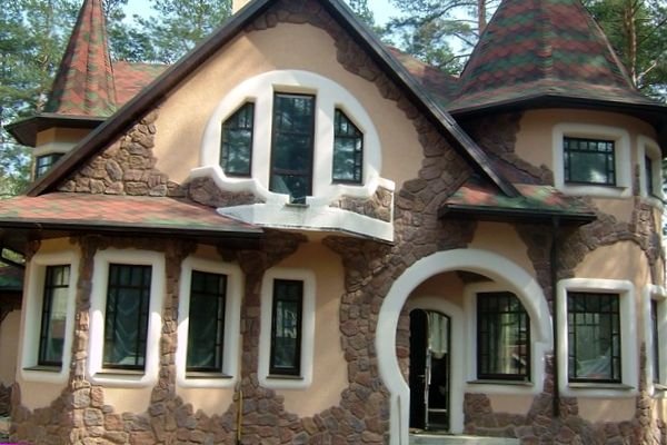 Фасадний декор з каменю: варіанти оздоблення