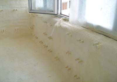 Як утеплити стіну в квартирі зсередини пінополіуретаном, екструдованим пінополістиролом