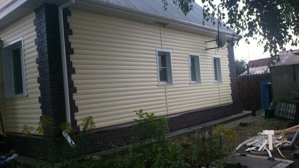 Будинки з Блок Хауса – модна тенденція в архітектурі
