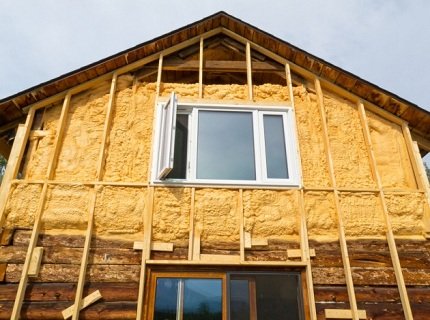 Утеплювач під сайдинг для деревяного будинку: матеріали, основи вибору