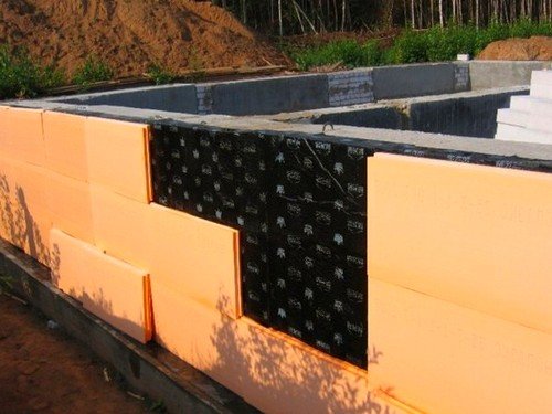Як утеплити підлогу в будинку. Використання екструдованого пінополістиролу, пінополіуретану, мінеральної вати, керамзиту