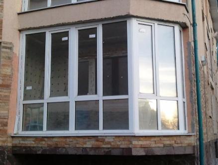 Французькі вікна на балкон: їх особливості та переваги