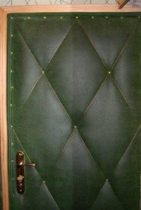 Як утеплити вхідні двері: утеплення металевих, деревяних та пластикових дверей Як утеплити вхідні двері: утеплення металевих, деревяних та пластикових дверей