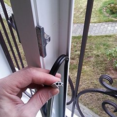 Утеплення вікон своїми руками: мінімізуємо енерговтрати